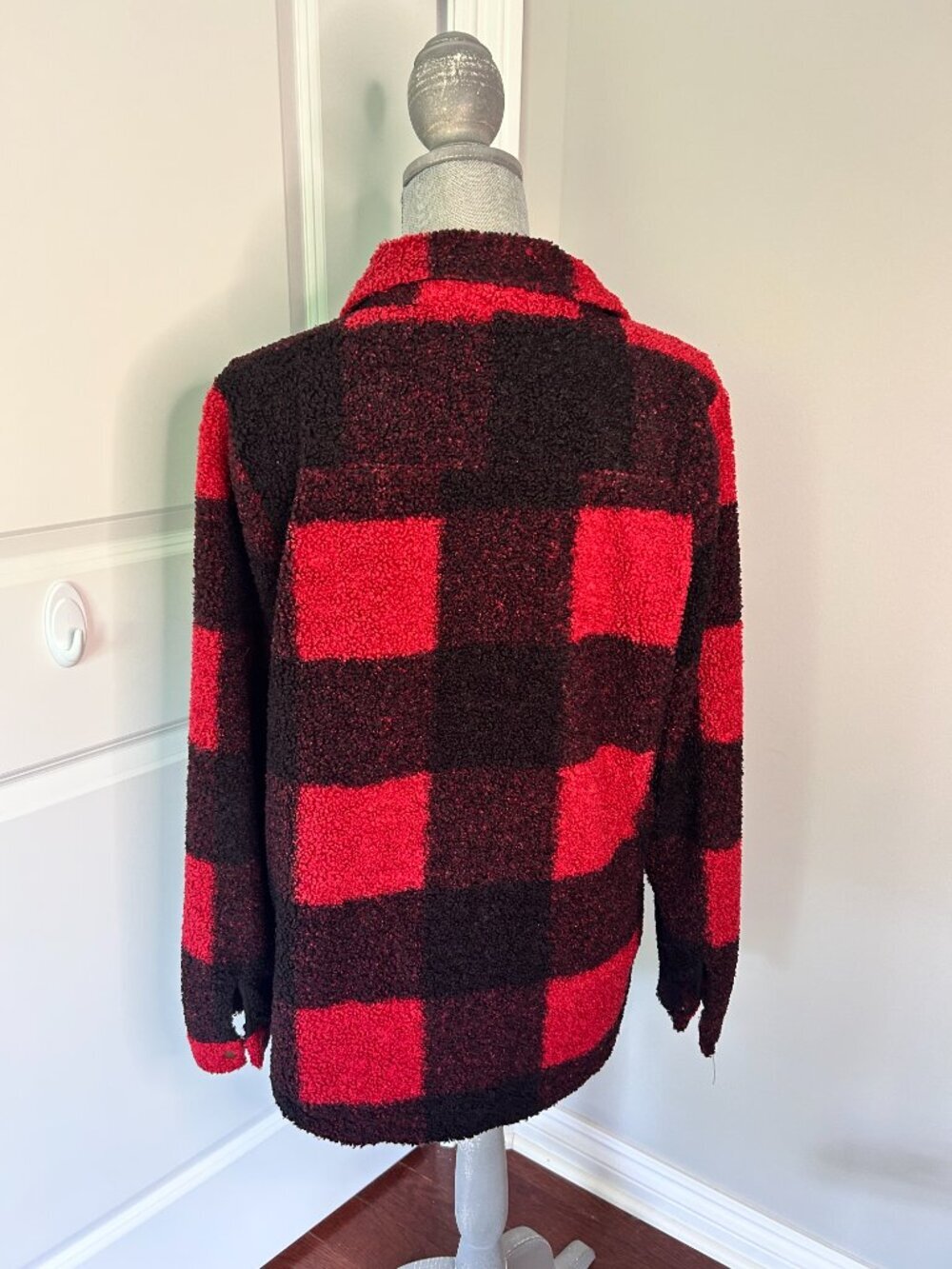 Bobeau Buffalo Red & Black Jacket Size M NWOT - Picture 3 of 4